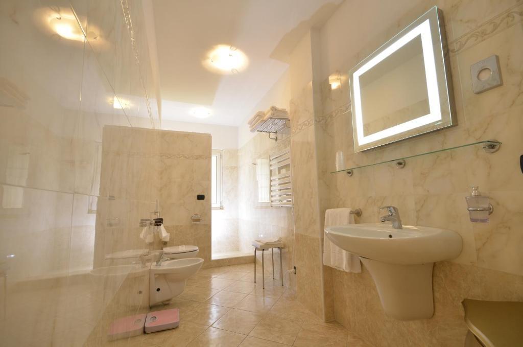 Relais Du Lac Desenzano del Garda Habitación foto